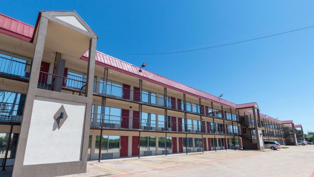 Magnuson Extended Stay And Suites Airport Hotel Irving Exteriér fotografie