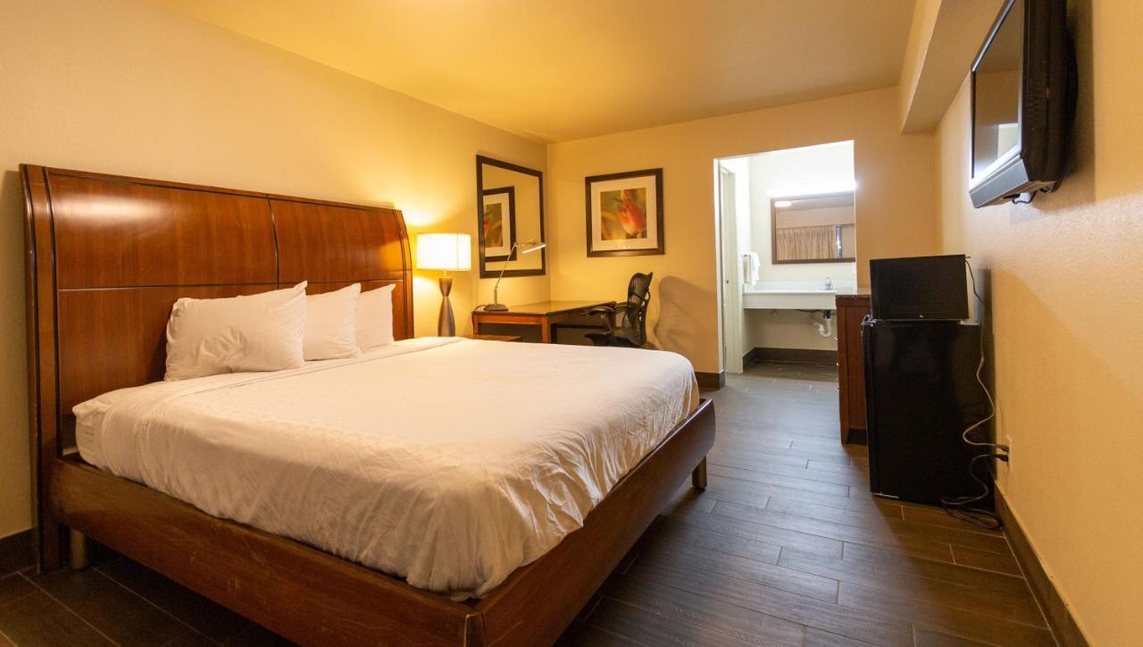 Magnuson Extended Stay And Suites Airport Hotel Irving Exteriér fotografie